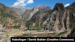 Иллюстратив сурат