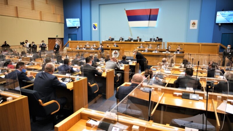 Asambleja e Republikës Sërpska diskuton 'transferimin' e kompetencave shtetërore 