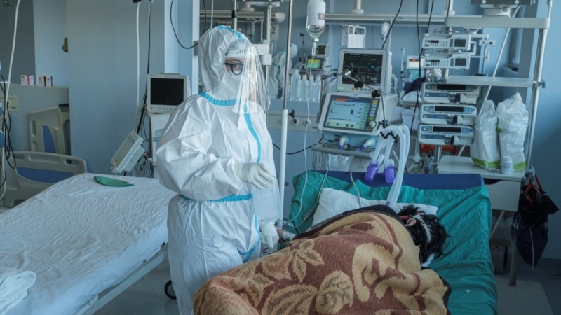 U Srbiji od COVID-19 umrlo još 19 osoba, 2.230 zaraženih