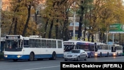 Бишкек шаарындагы троллейбустар.
