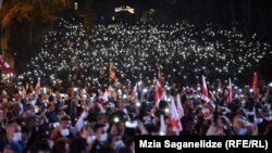 Грузия. Мурдагы президент Михаил Саакашвилинин боштондугун талап кылган митинг. 15-октябрь, 2021-жыл. 