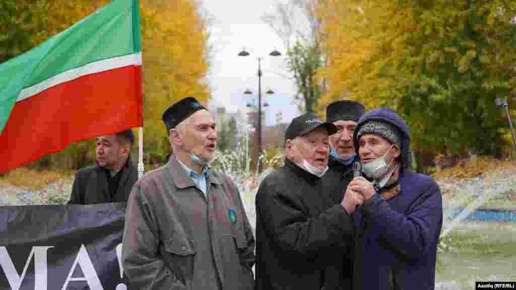 "Туган тел" җырын башкару