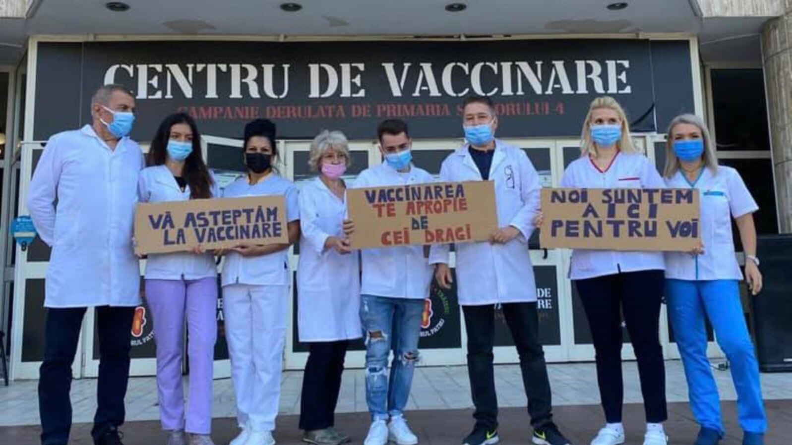 Majoritatea medicilor români au recomandat populației să se vaccineze în timpul pandemiei. Au existat și unele excepții.
