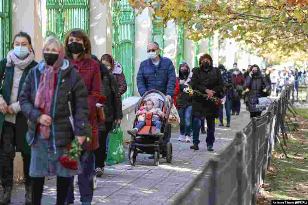 Pelerinajul organizat în cinstea Sfântului Cuvios Dimitrie cel Nou, ale cărui moaște se găsesc în Catedrala Patriarhală din București, are loc în perioada 21-28 octombrie 2021.