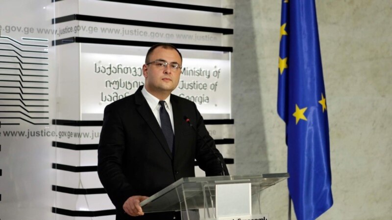 Министр юстиции: Саакашвили принимает каши и натуральные соки