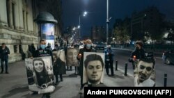 Judecătorii de la Curtea de Apel București s-au blocat în stabilirea încadrării juridice a faptelor din dosarul Colectiv. Imagine cu victime din clubul Colectiv, unde a avut loc incendiul din 2015. 