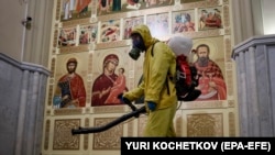 Moscova, dezinfectarea unie biserici pe fundalul exploziei de noi cazuri de infectare cu coronavirus, 19 octombrie 2021.