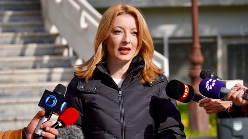 СДСМ тврди дека Данела Арсовска има бугарски пасош, ВМРО-ДПМНЕ демантира