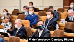 Виктор Воробьев (в центре) на заседании Госсовета Коми