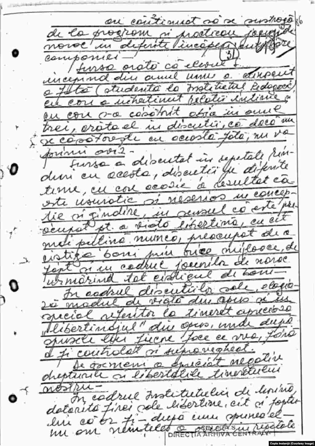 Notă din 1976 cu informații date de sursa „Petrov”, adică Traian Băsescu. Pagina 2