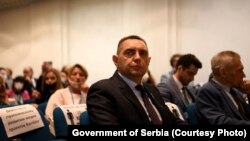 Міністр внутрішніх справ Сербії Александар Вулин у російському культурному центрі в Белграді, листопад 2021 року