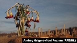 Коронавирус и кладбище: как в реальности выглядит избыточная смертность 