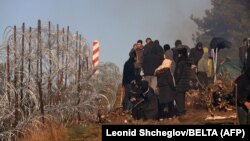 Мігранты на беларуска-польскай мяжы