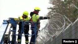 Gradnja čeličnog zida na Litvanskoj granici dugog 502 kilometra