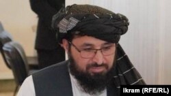 د طالبانو د حکومت د ویاند مرستیال بلال کریمي وویل، په خپلو لیکو کې د هېڅ بهرني هېواد وګړي ته د فعالیت اجازه نه ورکوي.