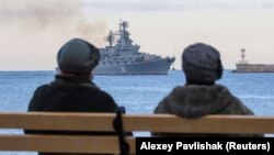 Крейсер «Москва» (архивная фотография)