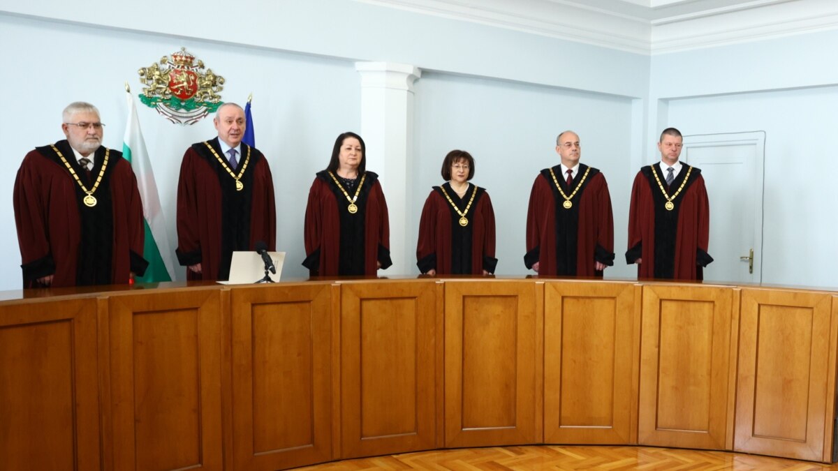 Конституционният съд (КС) отхвърли искането на депутати от ГЕРБ да