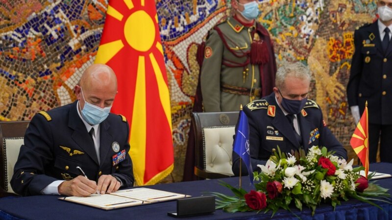 Ставени потписи на декларацијата за воено интегрирање во НАТО