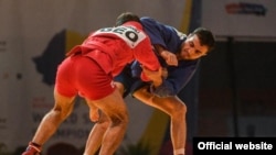 Акмалиддин Каримов, золотой призер чемпионата мира по самбо в Ташкенте