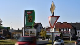 Budapesti MOL benzinkút 2021. november 11-én