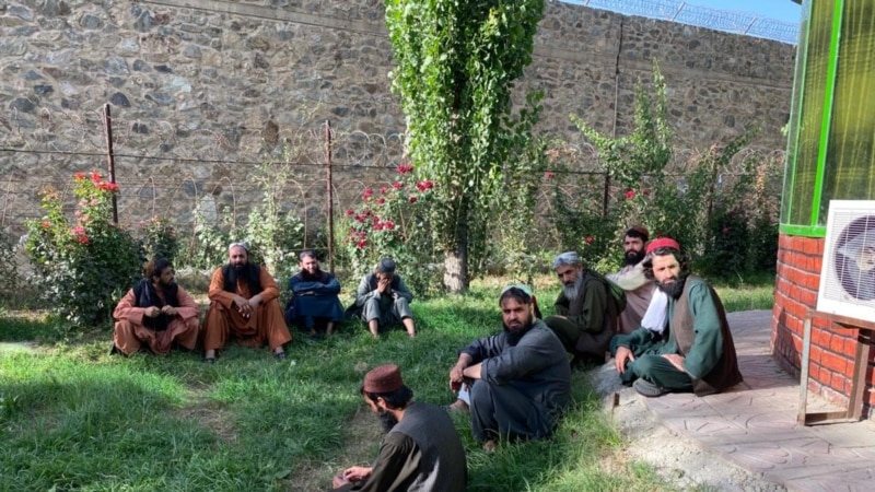 افغان حکومت د طالبانو د پاتې ۴۰۰ بندیانو له ډلې ۸۰ تنه خوشې کړل