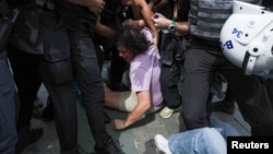 Задержание участников акции в поддержку ЛГБТ-сообщества, Стамбул, 15 сентября 2026 года