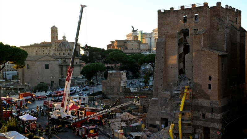 Primarul Romei declară miercuri zi de doliu pentru muncitorul român mort după prăbușirea Torre dei Conti