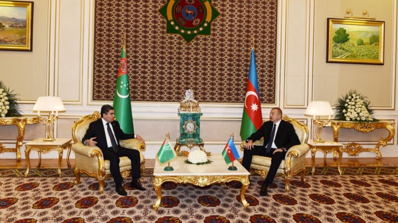 Azerbaýjanyň prezidenti Ylham Aliýew iki günlük resmi sapar bilen Türkmenistana bardy