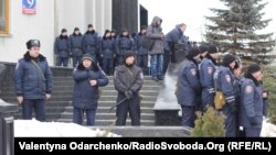 Міліція посилено охороняє будівлю Волинської ОДА