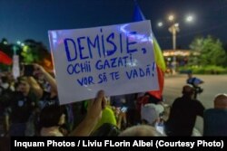 În a treia zi de proteste antiguvernamentale de la București