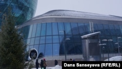 Астанадағы EXPO ғимараты. Көрнекі сурет.