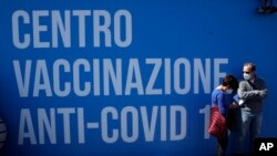 Centru de vaccinare în Italia, ianuarie 2022.