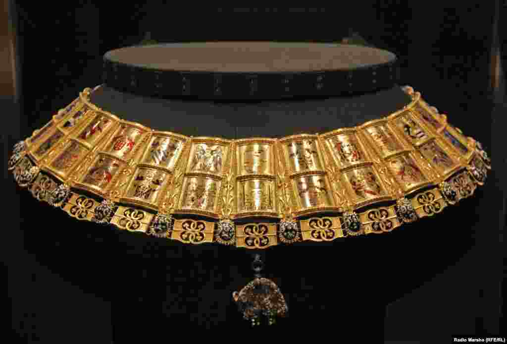 "Дашо тIаргIанан" орденан накха уьнан тIе дуьллу дакъа ду.