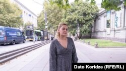 ანუკი ჩრდილელი პოლიციამ 3 სექტემბერს დააკავა რუსთაველზე ადმინისტრაციული წესით - ამ დღეს საპროტესტო აქციაზე 24 მოქალაქე დააკავეს. 