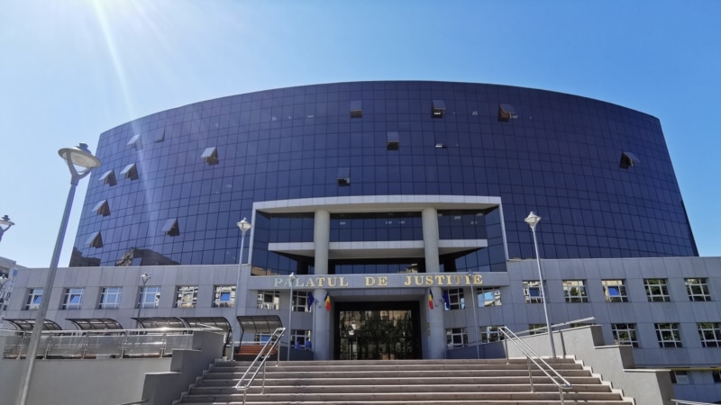 Două noi cereri care vizează anularea alegerilor prezidențiale, judecate la Curtea de Apel Ploiești. Un român a depus 100 de cereri similare