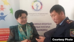 Гүлжамал Шерипканова Кыргызстанда тажрыйбасы менен бөлүшүп жатат. Архив сүрөт.