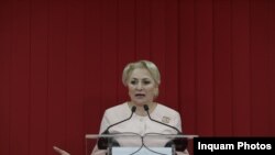 Dacă Guvernul Dăncilă o să fie dărâmat prin moțiunea de cenzură, președintele Iohannis dorește să convoace rapid partidele parlamentare la consultări.