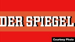 Релотіус працював у Spiegel з 2011 року