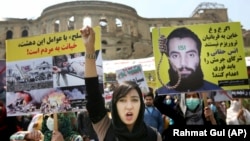 درخواست تظاهرکنندگان در سال ۲۰۱۶ برای اعدام انس حقانی