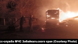 Rusia recrutează adolescenți ucraineni care să incendieze vehicule militare