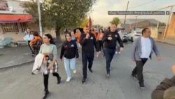 «Տապալել են գետնին, քարշ տալով տարել». Թևանյանը պնդում է՝ իրավապահներն իրենց թիրախավորել են