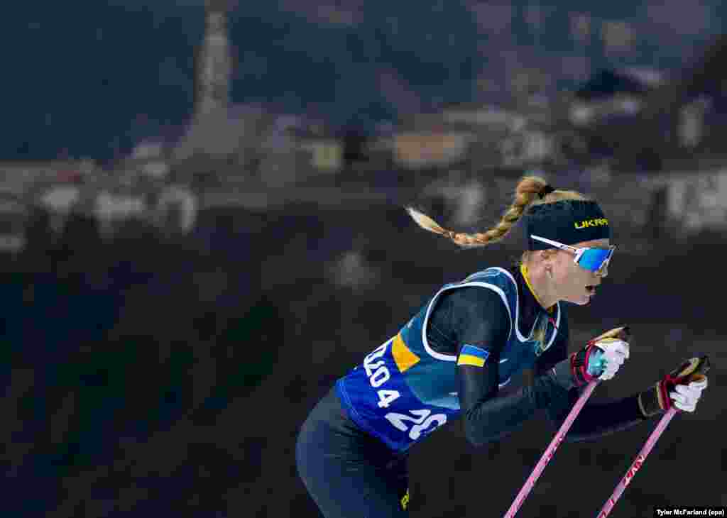 Ukraine's Romana Lobasheva competes during the women's para cross-country skiing on March 11.Ukraine's Paralympians have accused the IPC of putting their team under "systemic pressure" during the games.