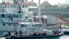 Tengerből kimentett bevándorlókat szállított Dover kikötőjébe a brit parti őrség 2021. július 26-án