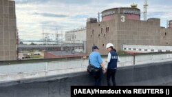 Experți AIEA inspectează centrala nucleară Zaporojie, 1 septembrie 2022.