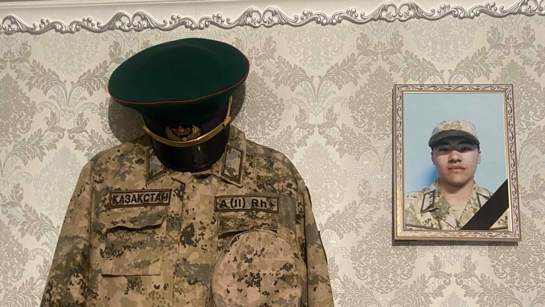 Ерлі-зайыптылар жыныстық қатынасқа серіктес іздейді Қарыз үшін көп