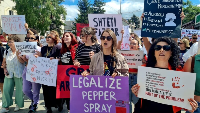 Nastavljaju se protesti u Prištini za zaštitu žena i djevojčica od nasilja