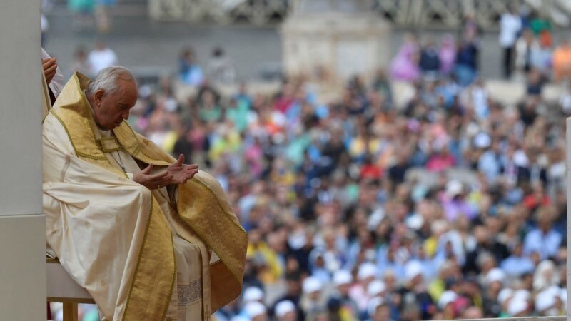 'Nasmiješeni papa' proglašen blaženim u Vatikanu