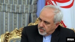 محمدجواد ظریف، وزیر امور خارجه ایران می‌گوید که سلاح‌های شیمیایی بسیار خطرناکی به سوریه قاچاق شده‌ است