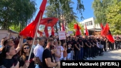 Protesta e shqiptarëve në Bujanoc në jug të Serbisë, ku ndër të tjera kërkuan që Serbia të njohë diplomat e marra në universitetet në Kosovë, 12 gusht 2024. Fotografi ilustruese.