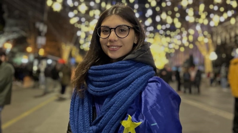 ტროტუარზე დგომის გამო მოქალაქე სასამართლოში დაიბარეს - მას 15 დღემდე პატიმრობა ემუქრება